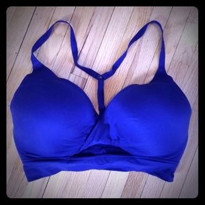SOLD Victoria's Secret 34DD Uplift No Wire Blue